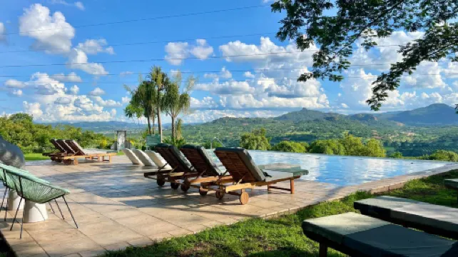 LoerieRoep Estate - Mountainview Selfcatering Accommodation Nelspruit