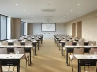 Neera Retreat Hotel 삼프란 호텔