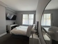 Gail's Guest House - 3-Star