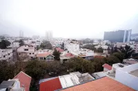Castle JP Service Apartments - Apartment
