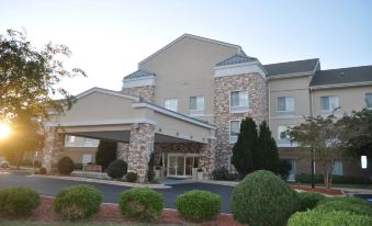 Holiday Inn Express Williamston