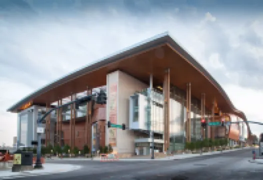 Holiday Inn Express Nashville Airport Hotels near Nashville International Airport