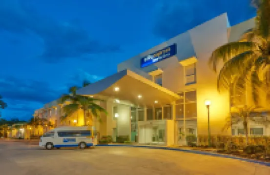 City Express by Marriott Playa Del Carmen Hotels in Playa del Carmen
