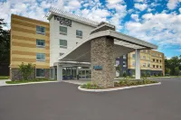 Fairfield Inn & Suites Mansfield Hotels in Easton