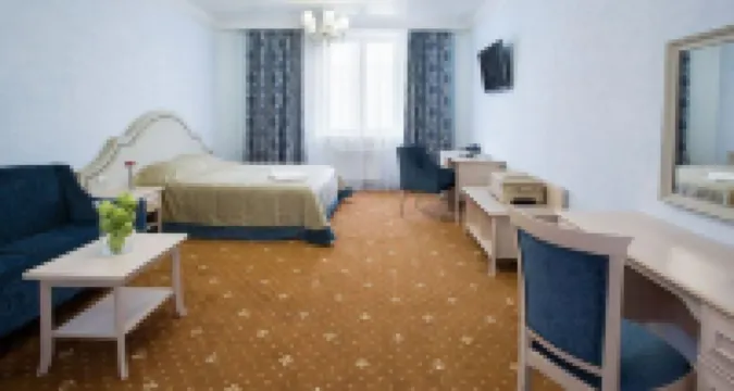Akvamarin Hotel