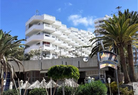 Apart Hotel Ponderosa - Housity