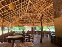 Saffron Lake Yala - breakfast
