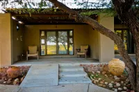 Otjiwa Safari Lodge Hotels in 