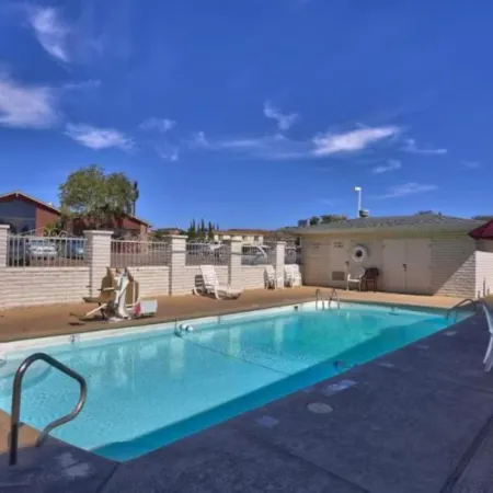 Motel 6 Kingman, AZ - Route 66 West