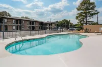 Super 8 by Wyndham Daleville/Fort Novosel Hotel a Ozark