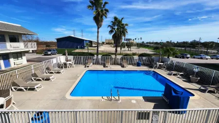 Studio 6 Galveston, TX