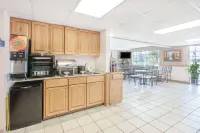 Days Inn by Wyndham Mountain Home - petit déjeuner