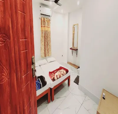 Minnal Residency Thirunallar Hotels near Karaikal Beach
