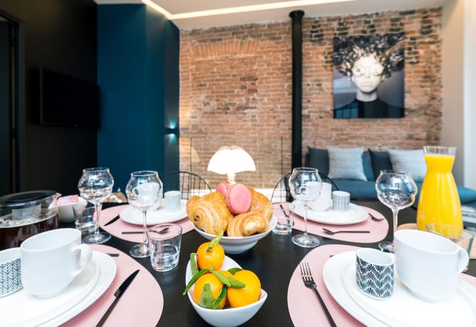 Exclusive Loft in le Marais with AC