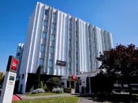 Ibis Lyon Est Bron Hotels in Bron