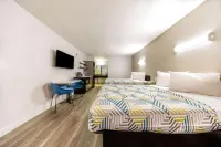 Studio 6 Fort Worth, TX -Stockyards East Hotels near Billy Bob's Texas