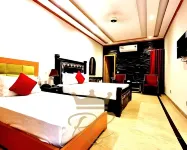 Royal Continental Hotel Hoteller i Johar Town