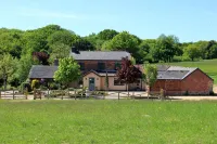 Hayeswood Lodge Luxury Accommodation Hotels in Stanley Common