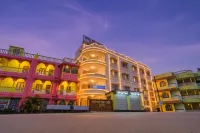FabHotel Prime the Golden Plaza - Nr Tarapith Temple Hotels in Tarapith