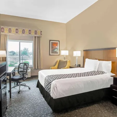 La Quinta Inn & Suites by Wyndham Biloxi