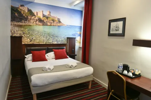 Hotel de l Univers - Beach