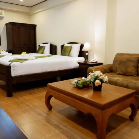NanBaanKhun Hotel
