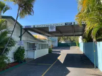 Central Point Motel - Motels