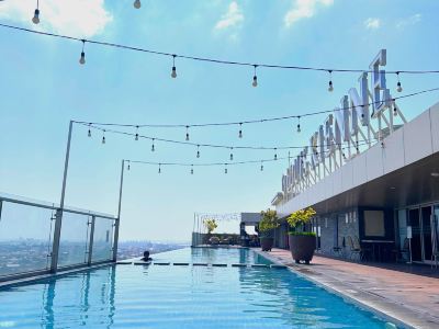 KUMU Warhol Residence at Simpang Lima Semarang