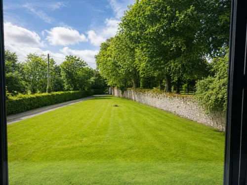 Moorepark West House - parkir