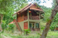 Joy Bungalow Resort and Restaurant - bar