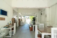 Costas De Liwa Bar & Beach Resort - Wifi