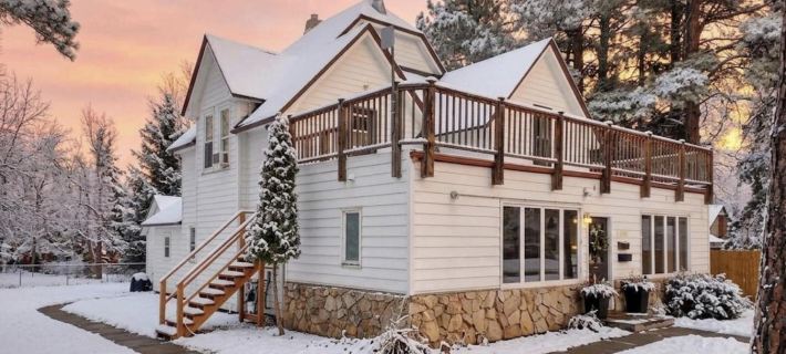 Spearfish Cottages Hotels in Lawrence County