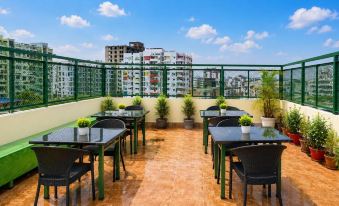 Priyo Nibash Stylish Residential Hotel