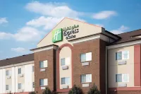 Holiday Inn Express & Suites DANVILLE by IHG Hotel di Danville