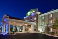 Holiday Inn Express & Suites Twin Falls Hotels in Twin Falls
