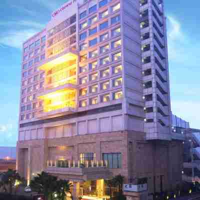 Crowne Plaza New Delhi Mayur Vihar Noida Hotel Exterior