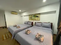 White Rose Guesthouse