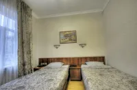 Kadgaron Hotel