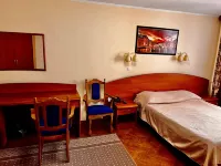 Adriya Hotel
