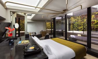 W Amsterdam