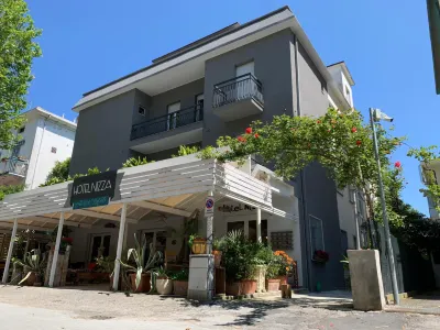 Hotel Nizza Creative Hotel Hotel in zona Fiabilandia