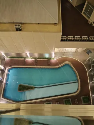 Private Apartment Pelita 3 Bedroom Floor 9  호텔