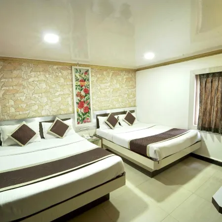 Hotel Adarsh International