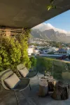 POD Camps Bay - Mountain view