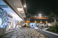 Lake Palace Family Resort Kumarakom