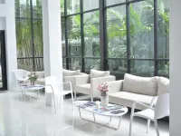 Rezt Bangkok Отели рядом с достопримечательностью «Станция надземного метро Phrom Phong»