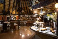 Lapa Lange Game Lodge - breakfast