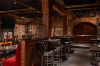 River Street Inn - bar