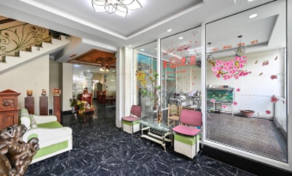 Quang Hoa Airport Hotel