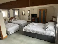 The White Lion Hotel Hotel a 